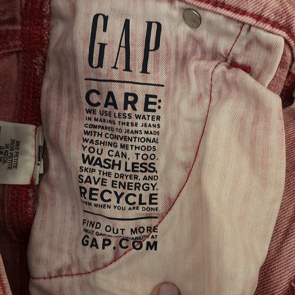 Gap midrise 90’s loose straight jeans. Great used condition- like new. - Picture 7 of 12